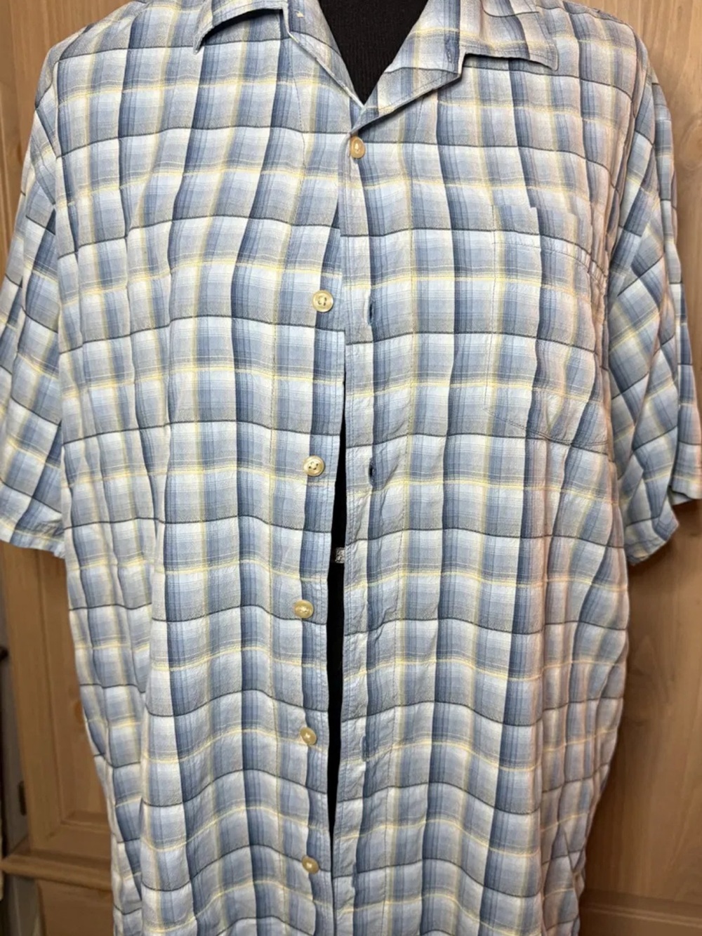 Tommy Bahama 100 Percent Silk Blue Plaid Camp Shirt Size XL